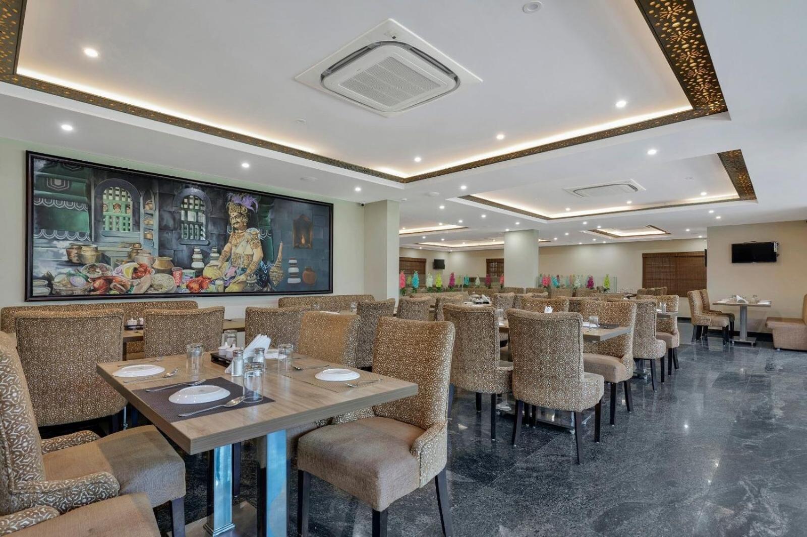 Collection O Gravity Hotel Hyderabad Exterior photo